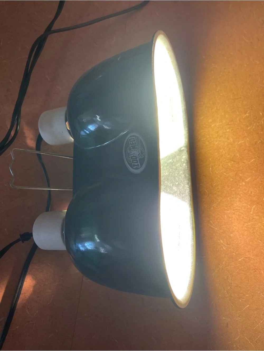 Zoo Med Dual Dome Reptile Heat Lamp Fixture & Two Different Bulbs
